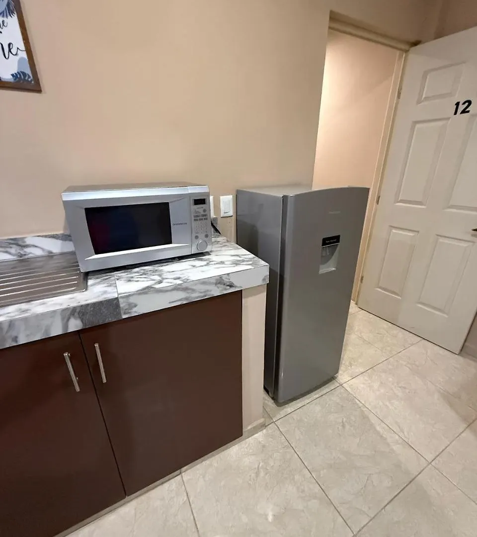 Apartamento Torre 70, Departamento 12 Playa del Carmen 0*,  México