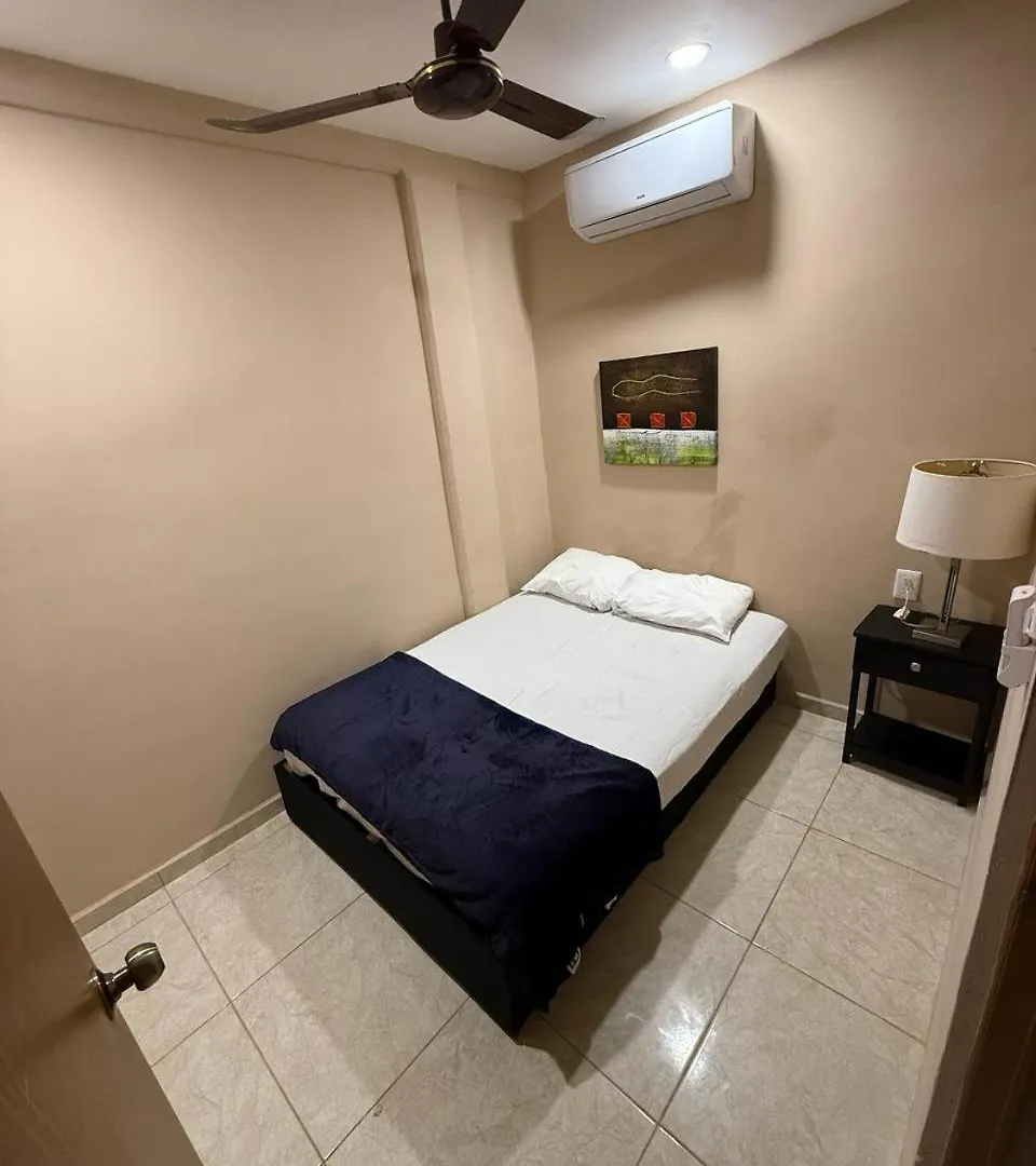 Apartamento Torre 70, Departamento 12 Playa del Carmen